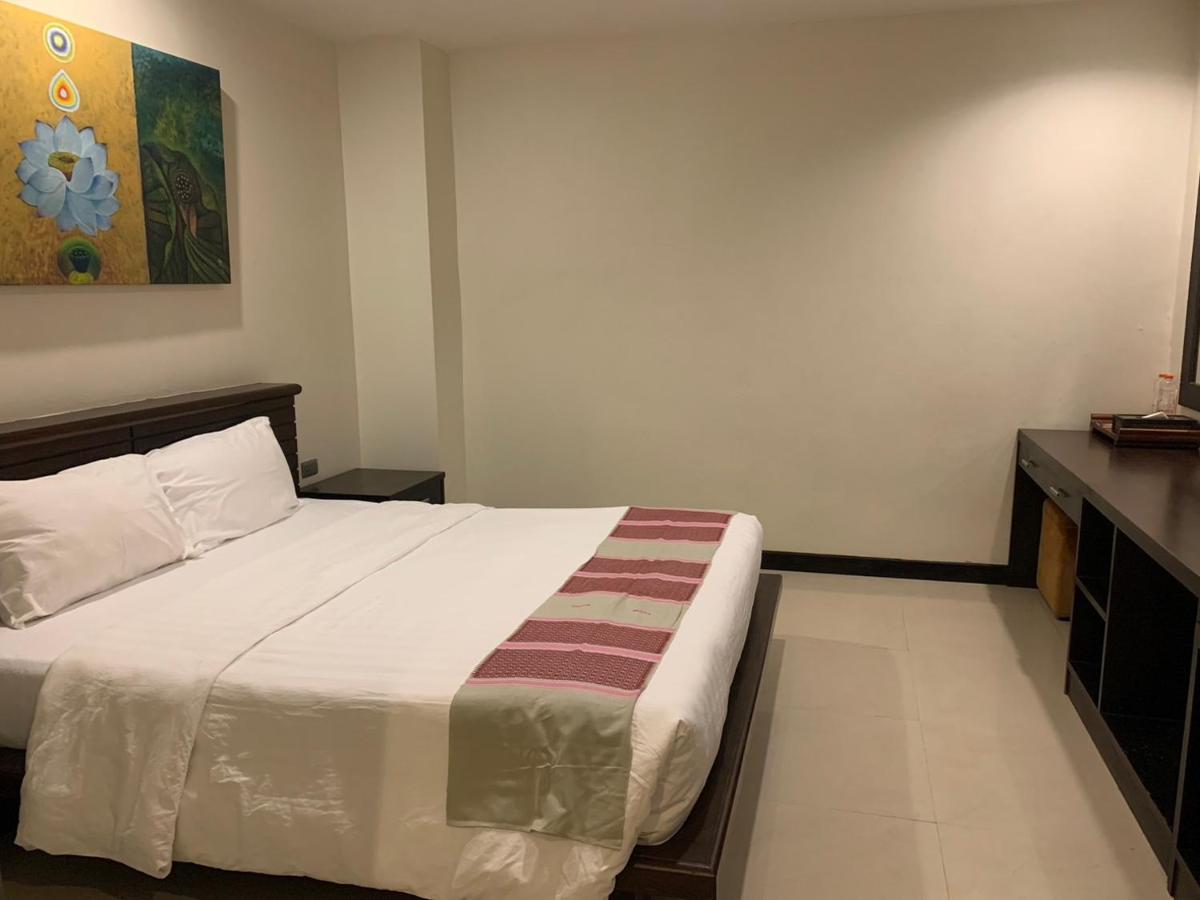 Lub Sbuy Hostel Phuket Buitenkant foto