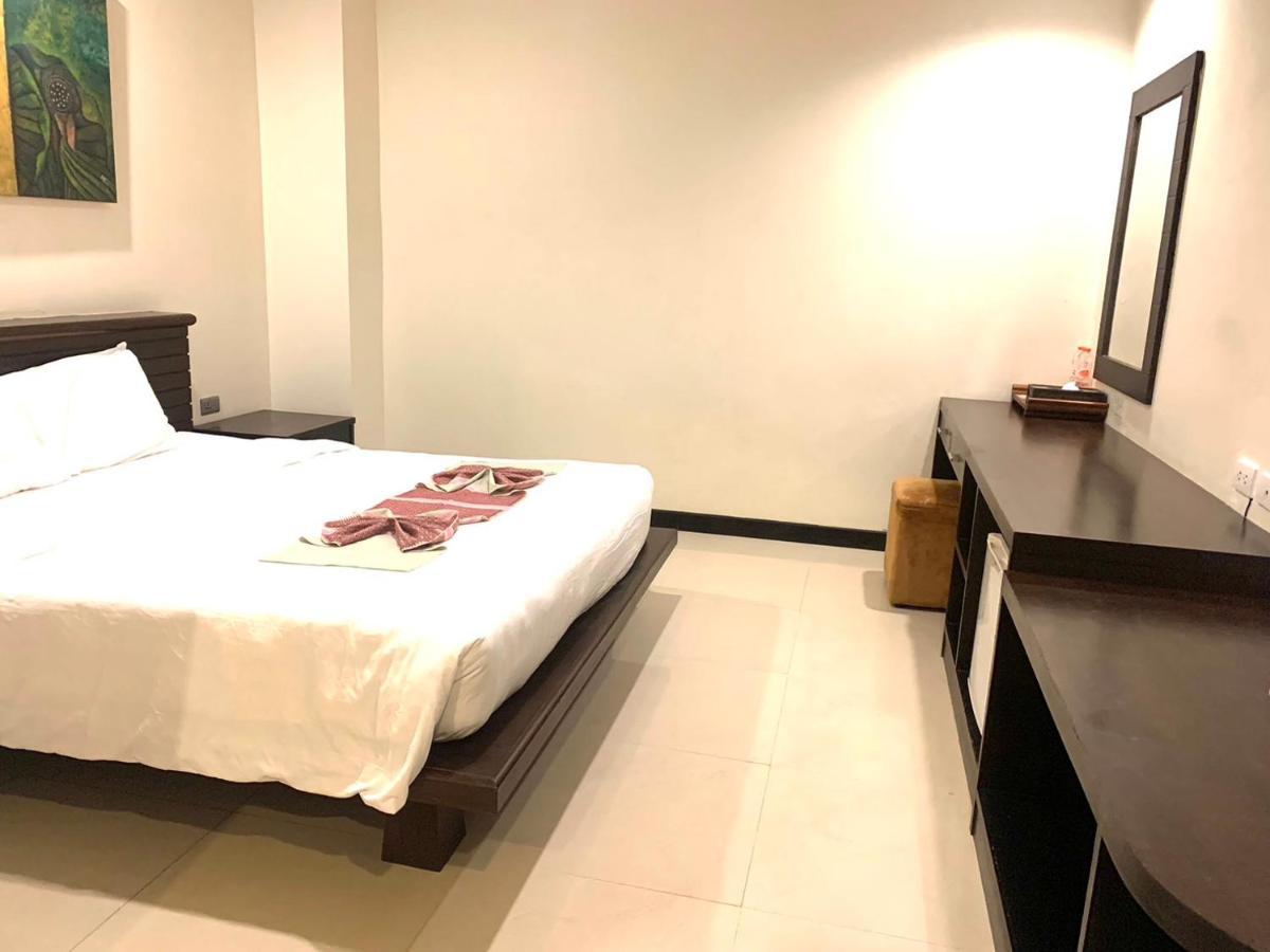 Lub Sbuy Hostel Phuket Buitenkant foto