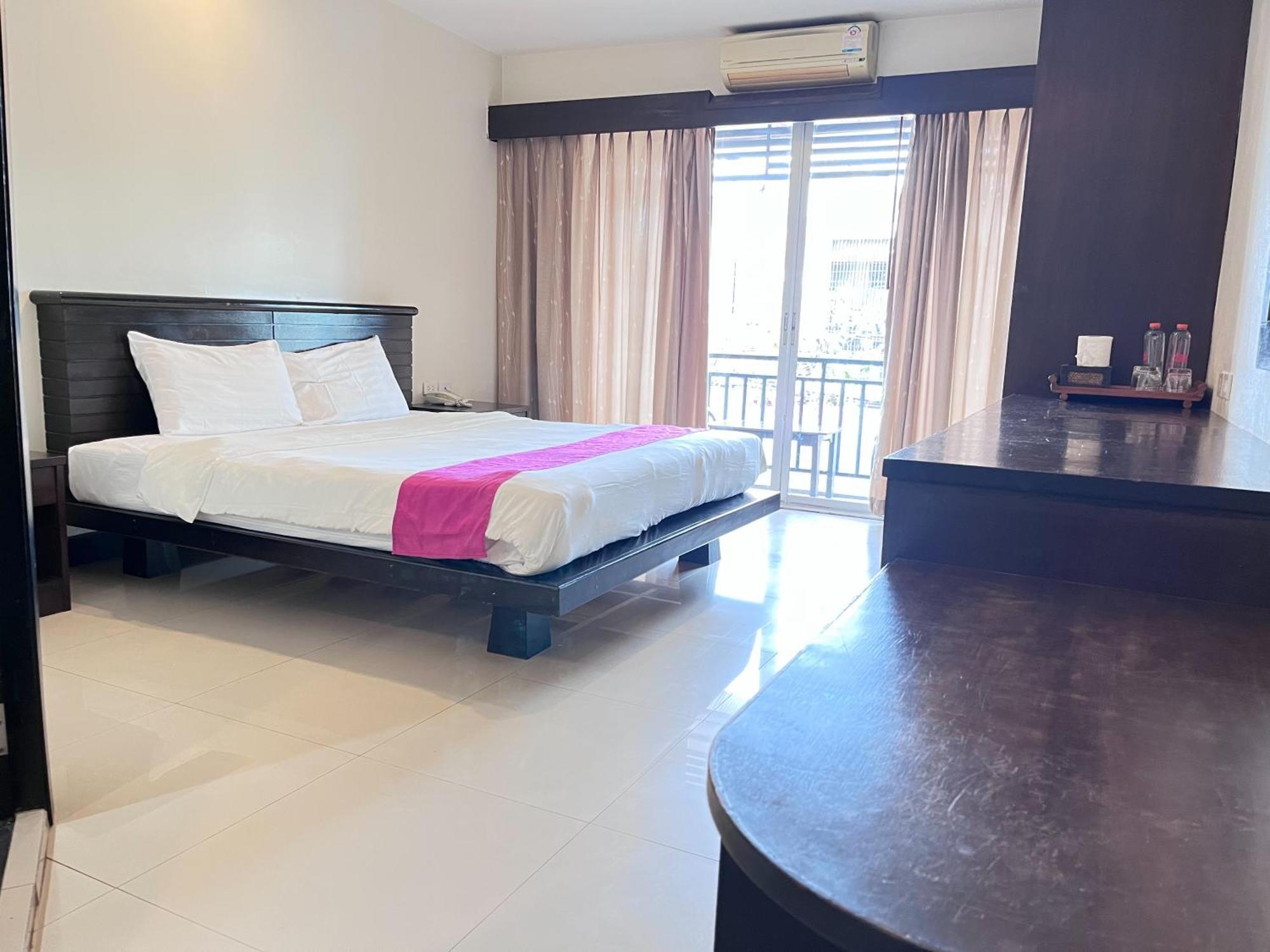 Lub Sbuy Hostel Phuket Buitenkant foto