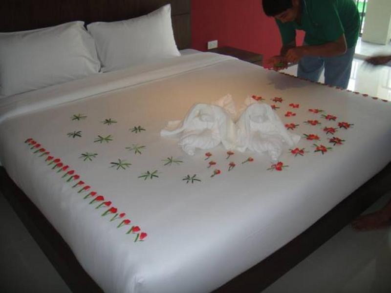 Lub Sbuy Hostel Phuket Buitenkant foto